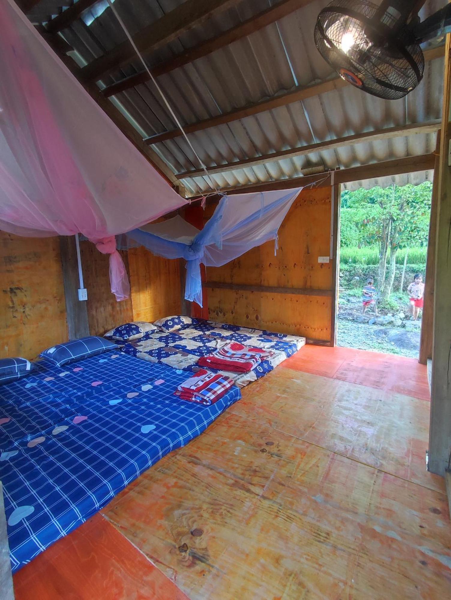 Lung Muoi Homestay Na Giao Camera foto